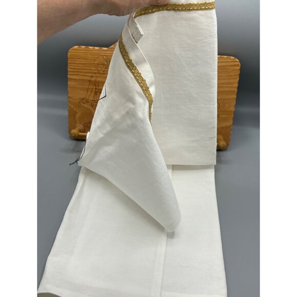 Vtg Wooden Towel Holder Maypole Dancing Plaque With Embroidered Recipe TeaCloth - Picture 11 of 14